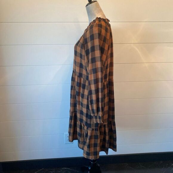 PLAID RUFFLE HEM LONG SLEEVE DRESS IN MAPLE VALLEY Size Small - Picture 6 of 12